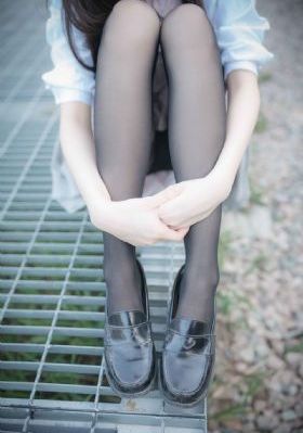 年轻的护士2免费观看_超清电影全集观看