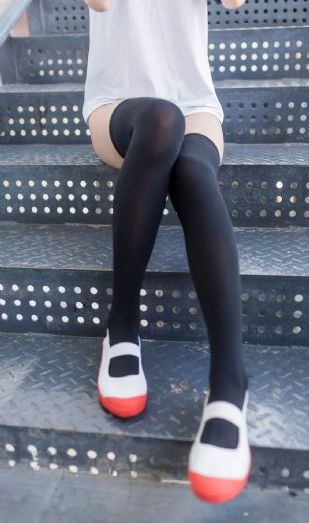 电影 《本能》_DVD迅雷电影在线