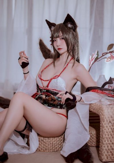 黑色的人生中文翻译版_HD免费观看最新