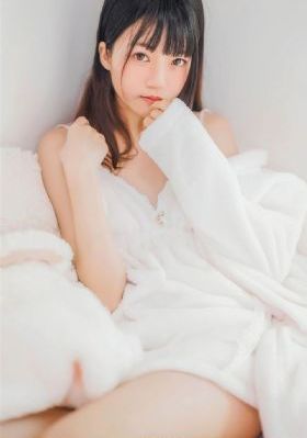 办公室秘书跨坐蹭揉h在线观看_影院在线观看