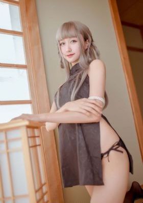 漂亮的女邻居 电影_无广告免费播放高清电影